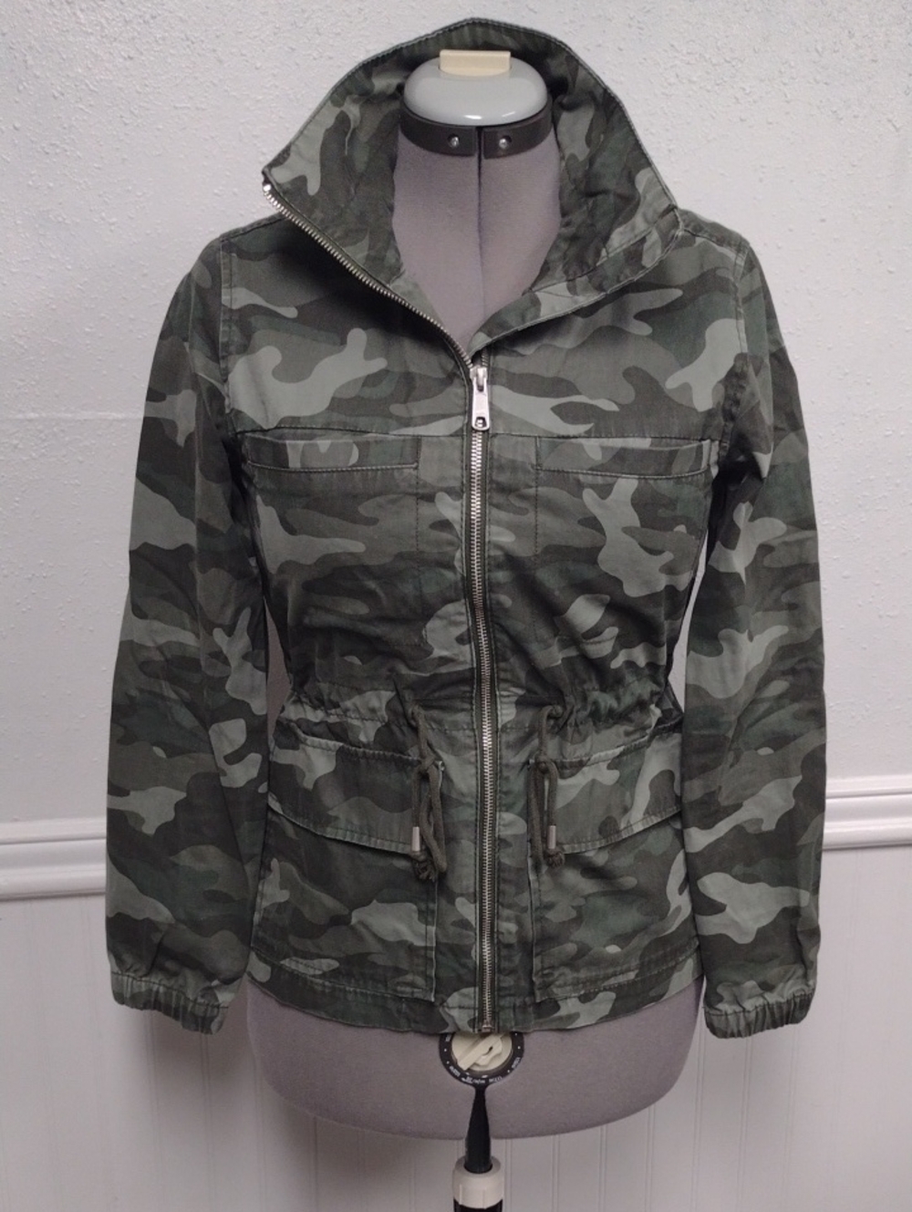 Old Navy Girls' Green Camo Drawstring Utility Jacket